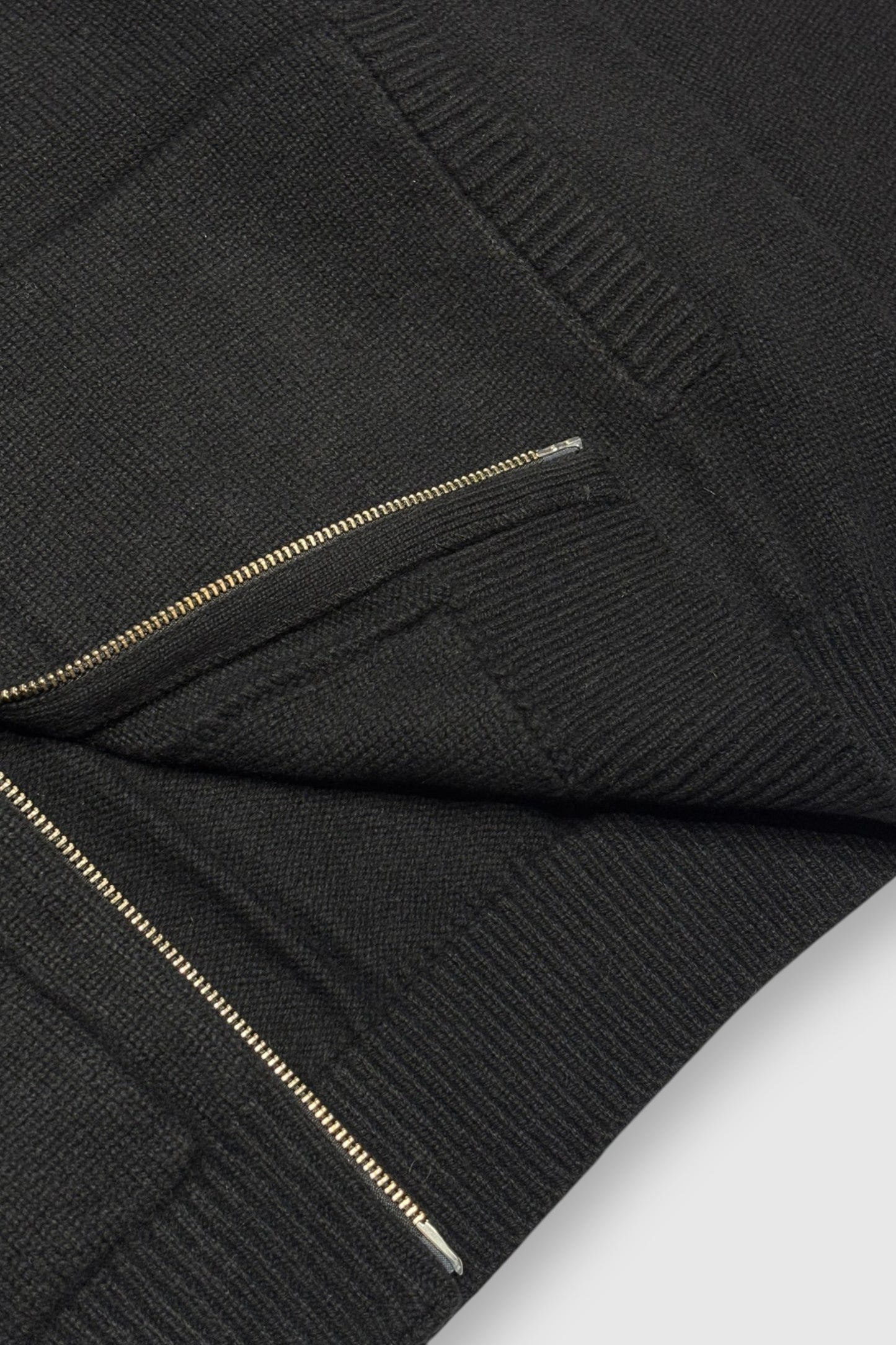 【YOKO SAKAMOTO】DRIVERS KNIT(BLACK)