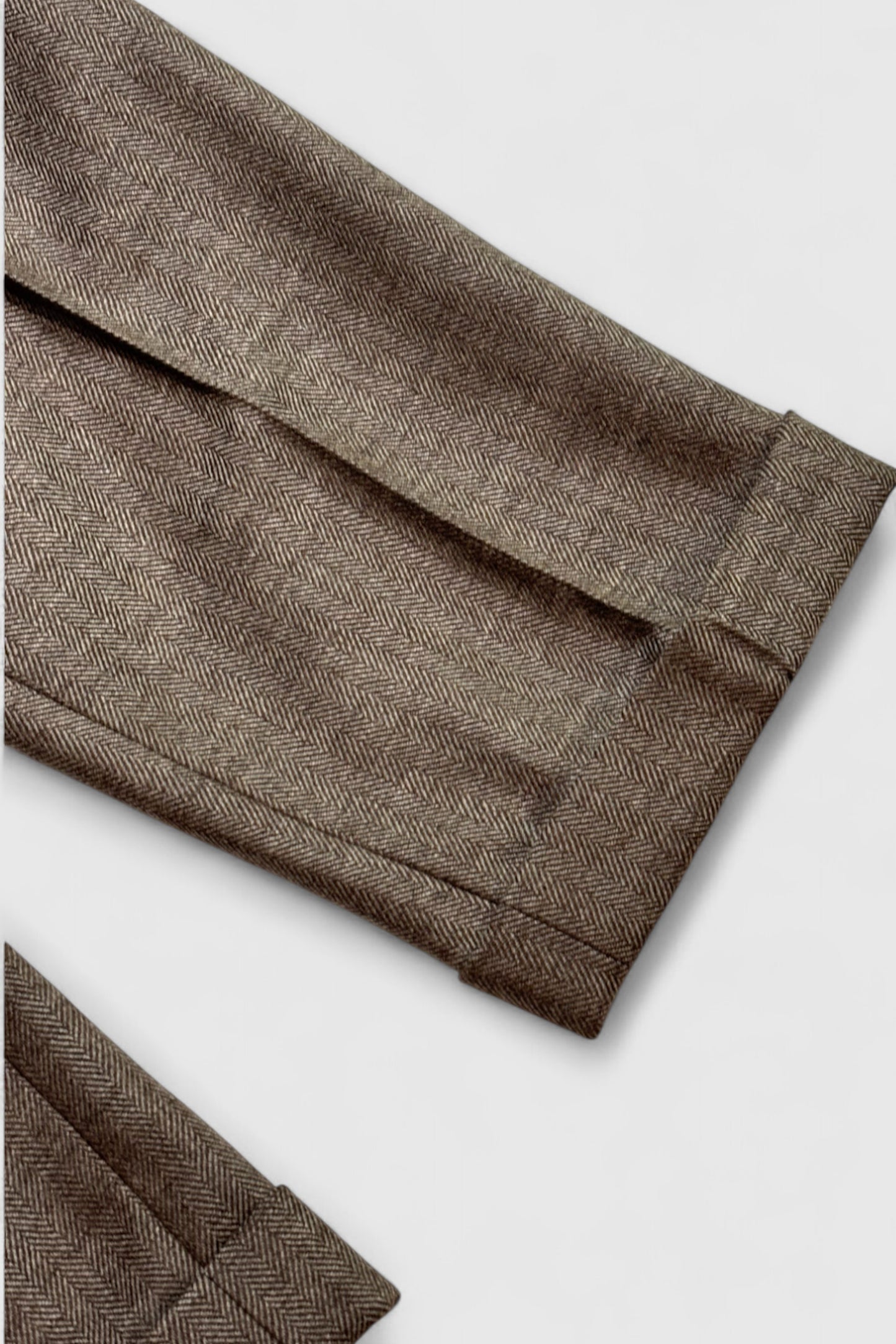 【Urig】ALPACA SAXONY CREASE STITCH PANTS HL (GRAIGE)