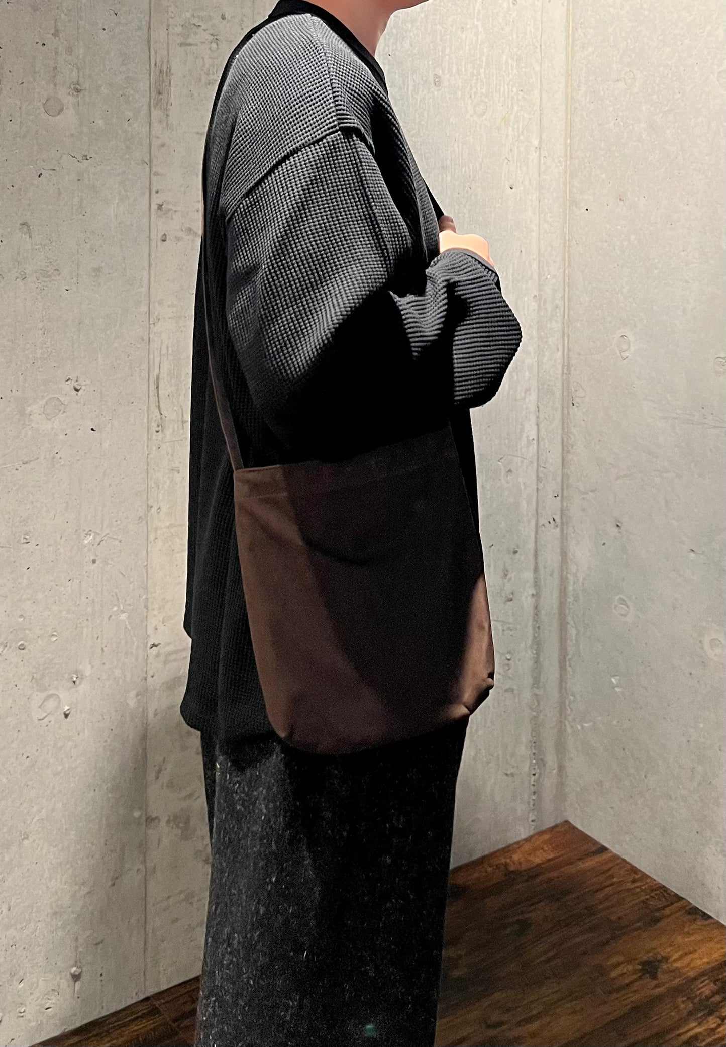 【YOKO SAKAMOTO】RESEARCHER BAG - MEDIUM (BROWN-NU)