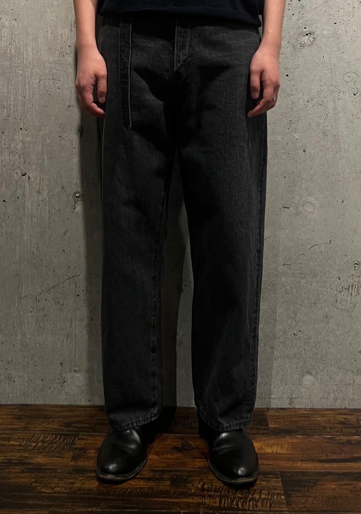 【YOKO SAKAMOTO】BELTED TROUSERS (FADE BLACK)