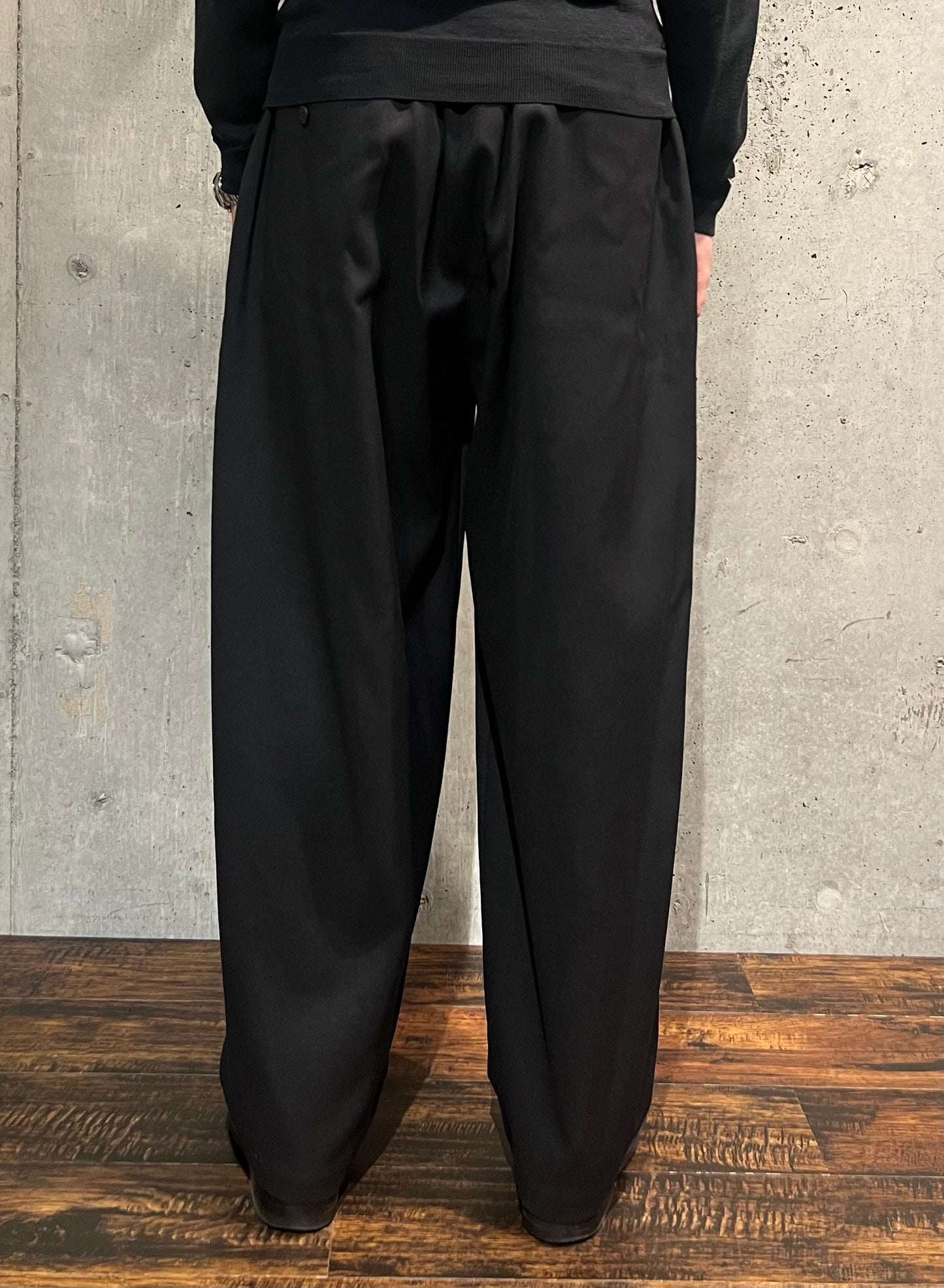 【YOKO SAKAMOTO】DOUBLE PLEATED EASY PANTS