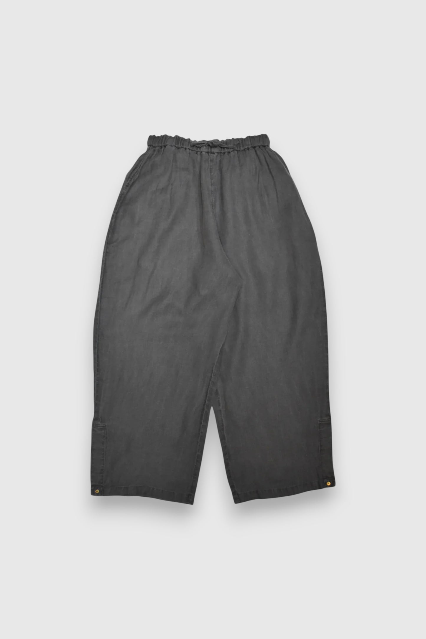 【MITTAN】亜麻大麻サイドスリットパンツ（炭）