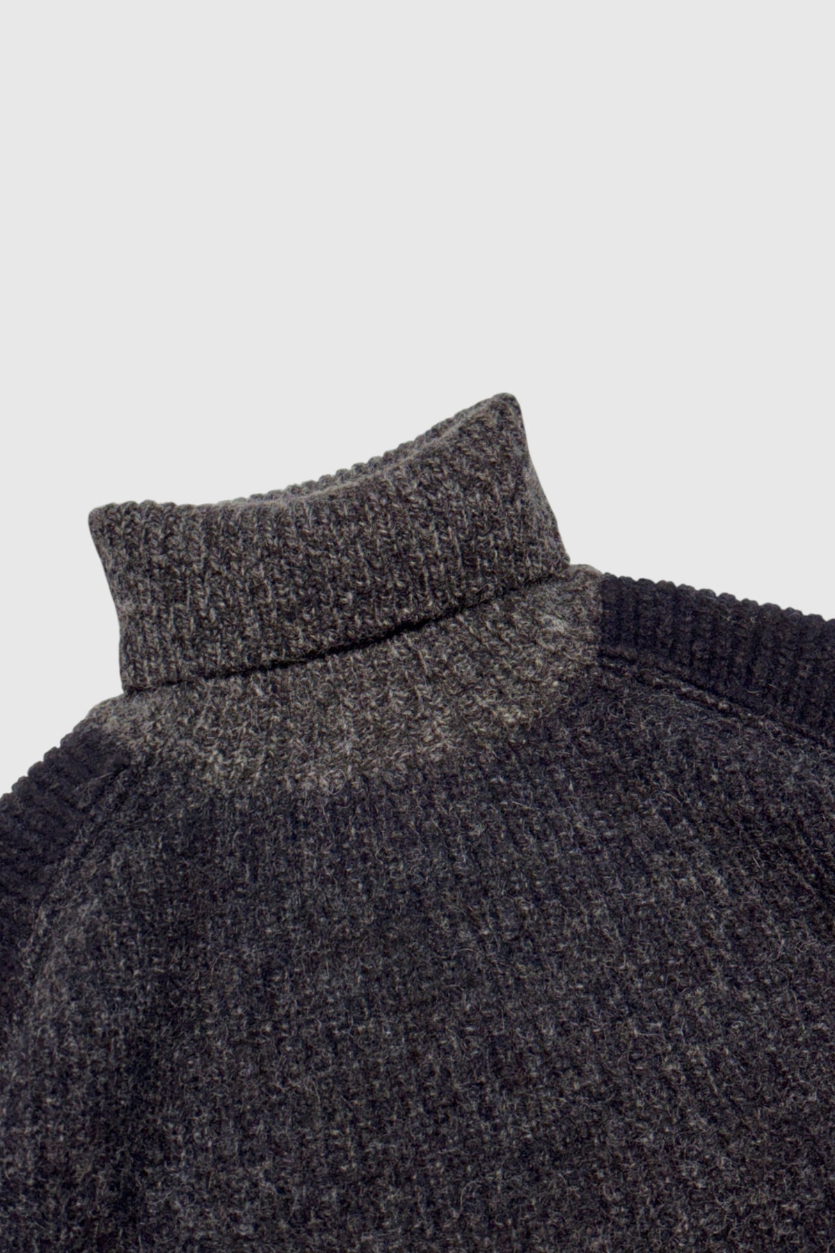 【Slopeslow】turtle neck sweater(charcoal)