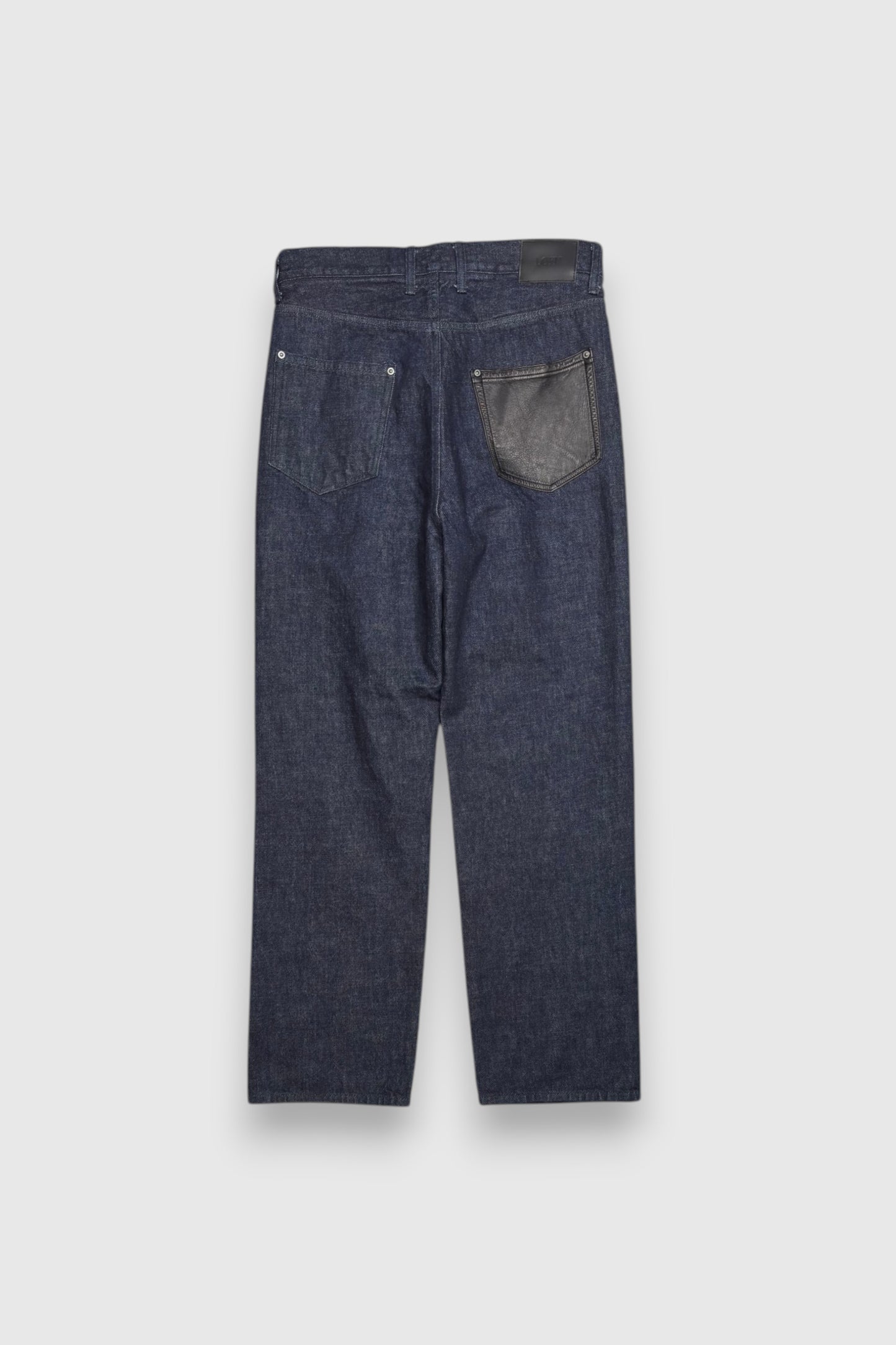 【LOYM】LEATHER POCKET DENIM PANTS