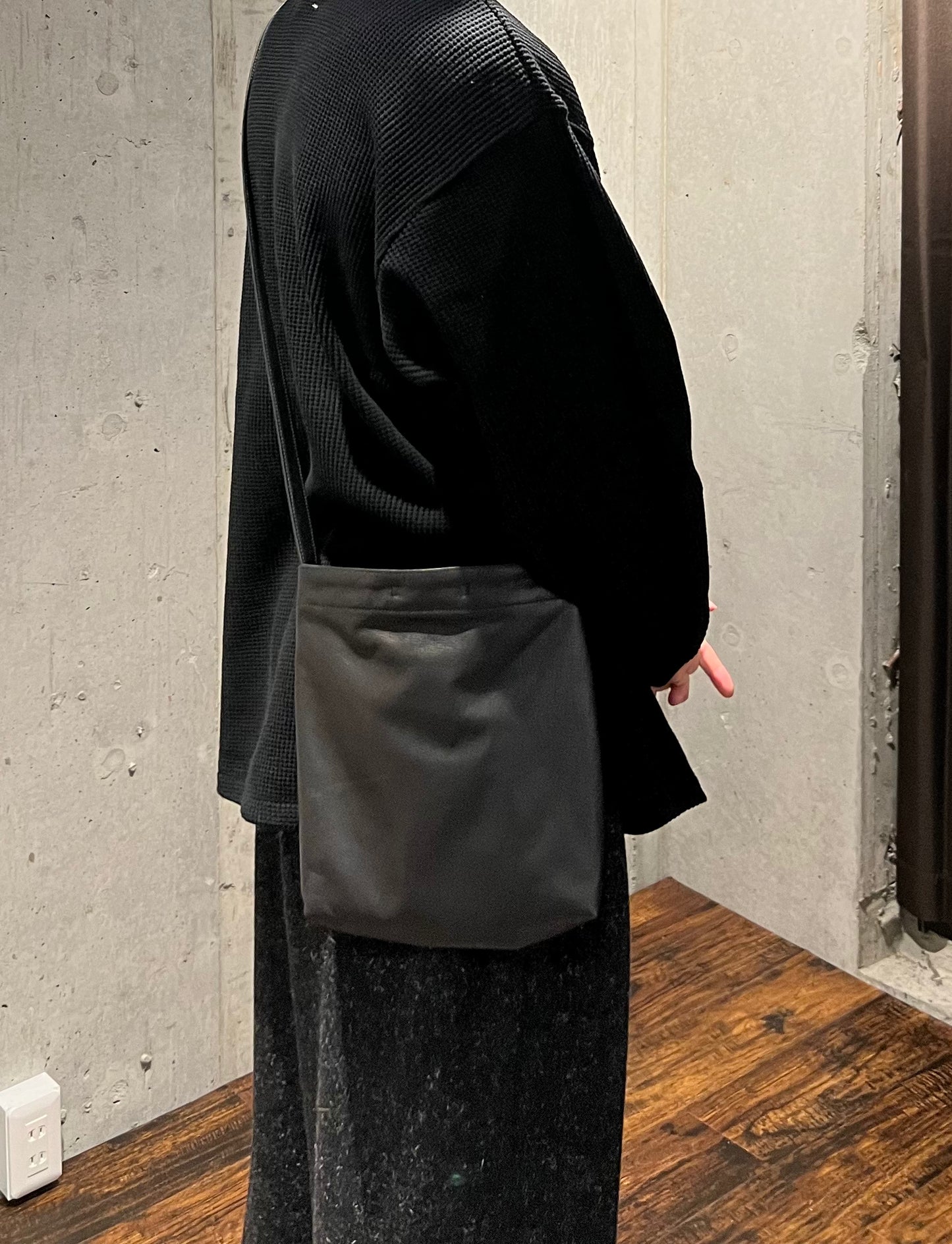 【YOKO SAKAMOTO】RESEARCHER BAG - MEDIUM (BLACK-FG)