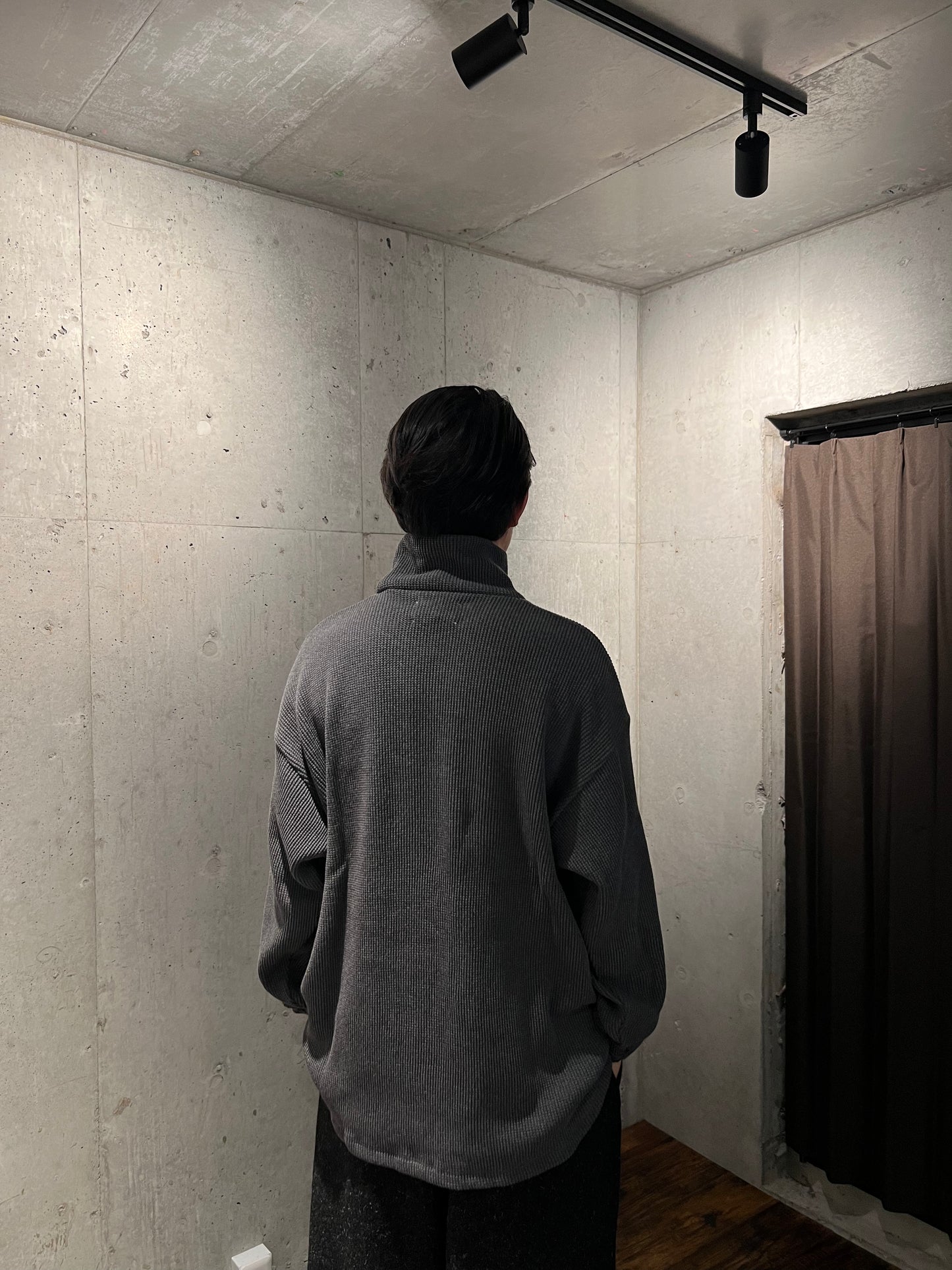 【YOKO SAKAMOTO】HIGH NECK PULLOVER (CHARCOAL GRAY)