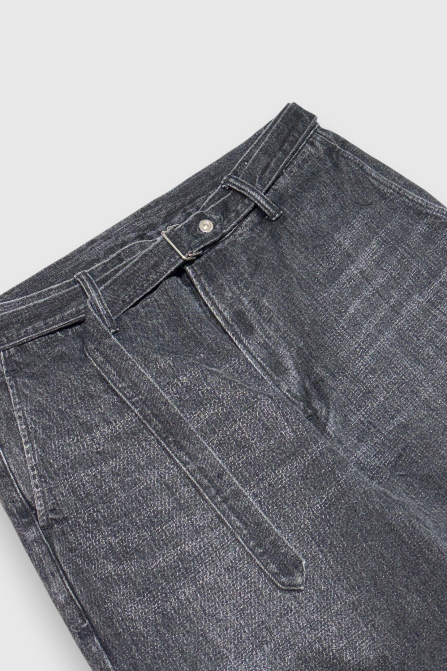 【YOKO SAKAMOTO】BELTED TROUSERS (FADE BLACK)