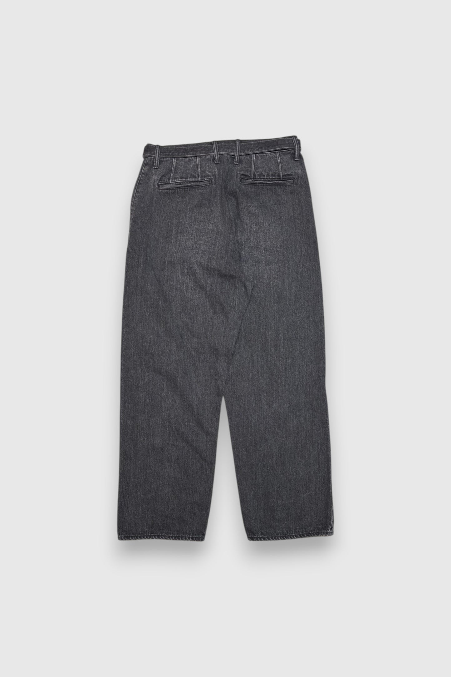 【YOKO SAKAMOTO】BELTED TROUSERS (FADE BLACK)
