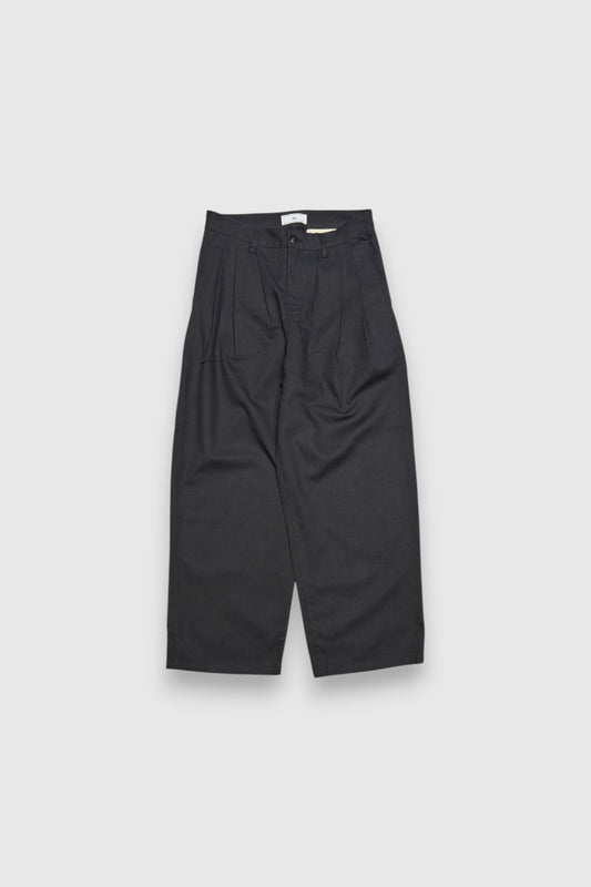 【Urig】HERRINGBONE 3TUCK PANTS NL